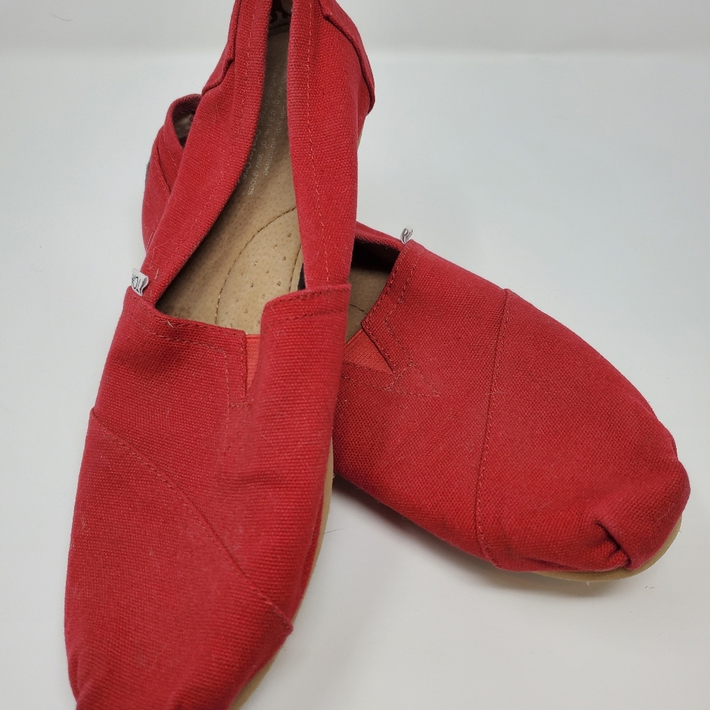 Red Alpargata
TOMS